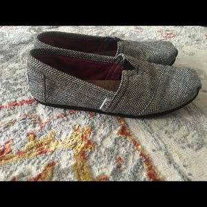Toms